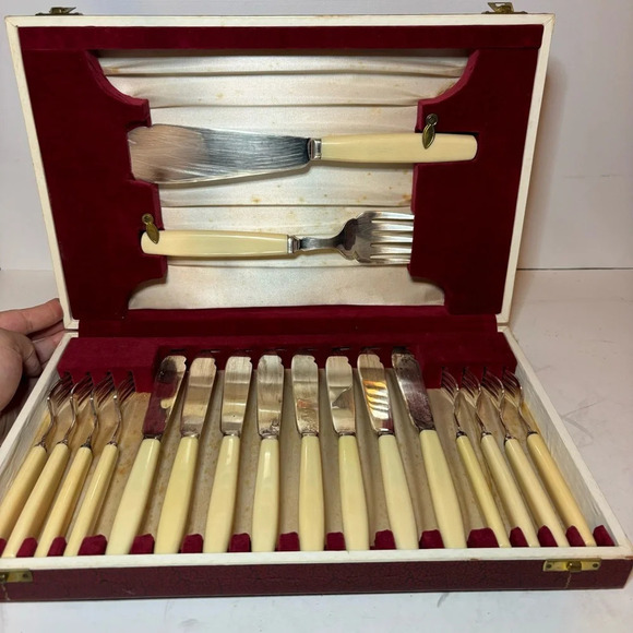 Harrods London Vintage Silverplated Sardine Server Silverware Set Home decor - Picture 1 of 13